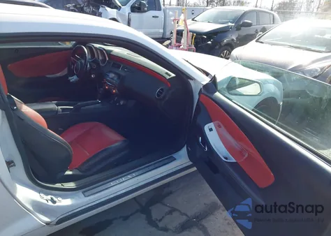 2010 Chevrolet Camaro 2Ss z USA, uszkodzony, nr VIN 2G1FK1EJ7A9197289